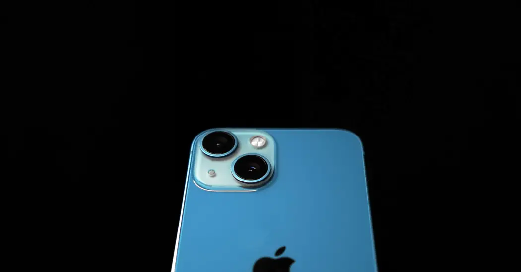 iphone 13 pro camera zoom specs